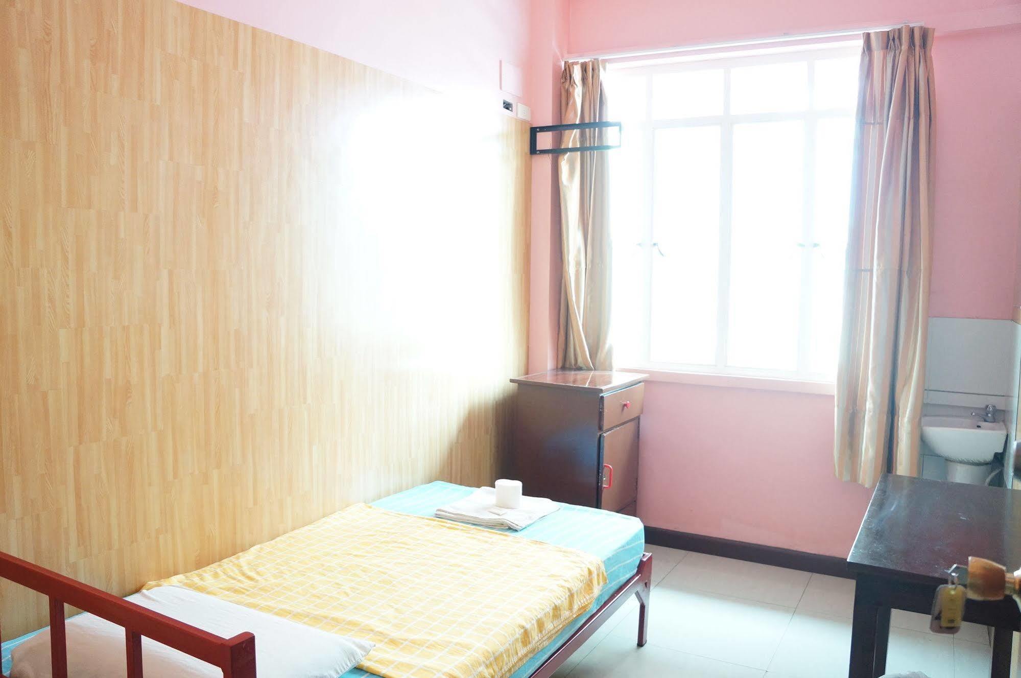 Daylight Inn Davao Bagian luar foto