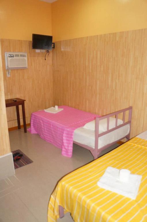 Daylight Inn Davao Bagian luar foto